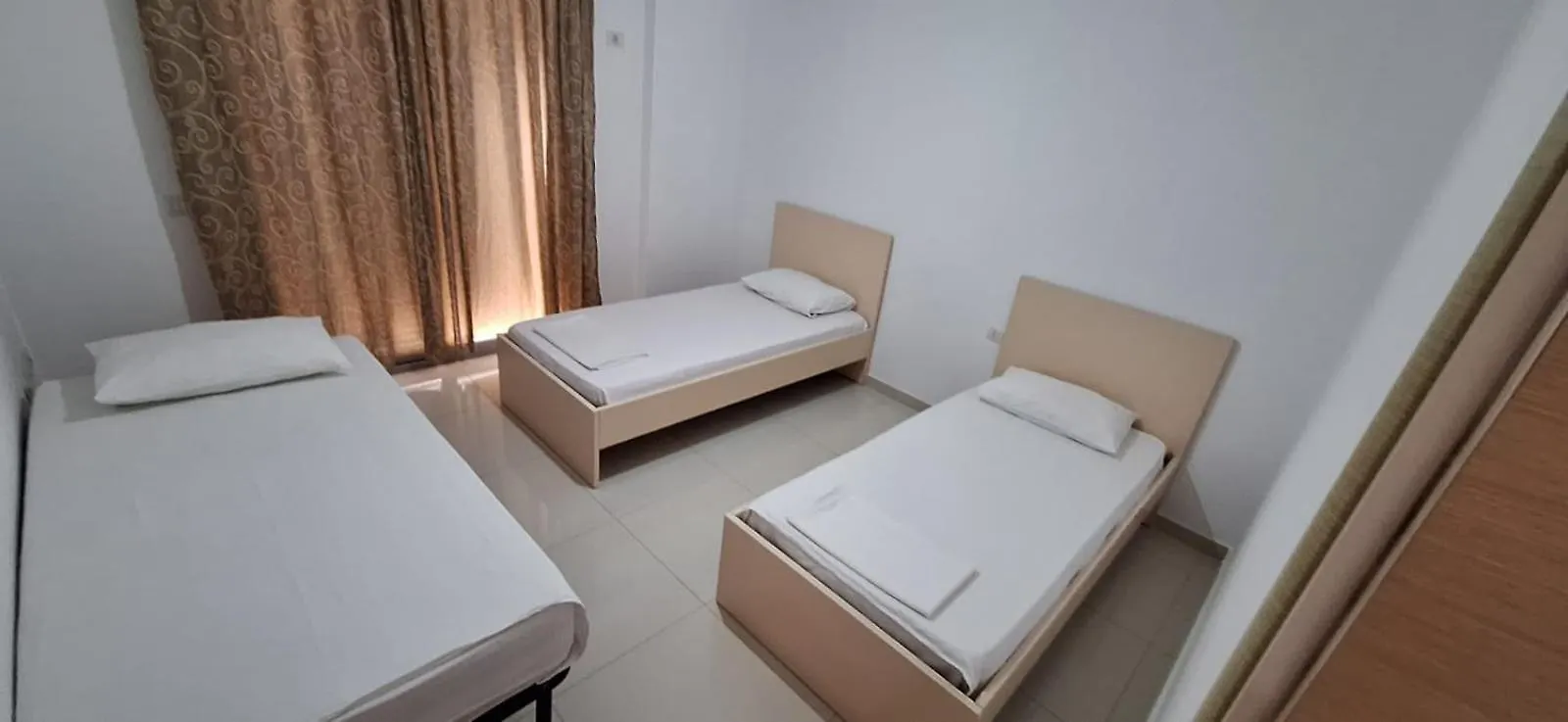 Ela Apartament Vlore 0*,  Albania
